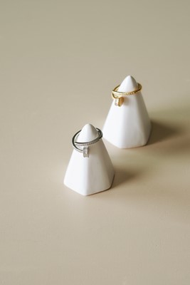 Zirkon Taşlı Büyük çivi model yüzük