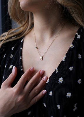 M harfli ve nazarlı çelik kolye