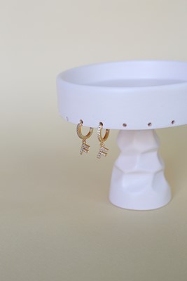 zirkon taşlı minimal f harf küpe