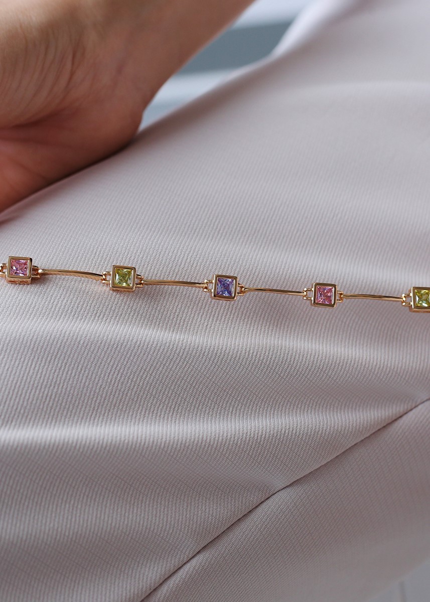 soft renkli kare taş tasarım bileklik