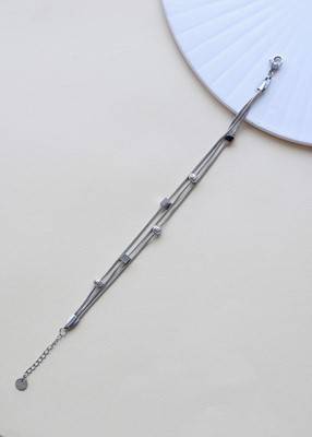 küp ve lazer kesim topçuk detaylı çoklu çelik bileklik