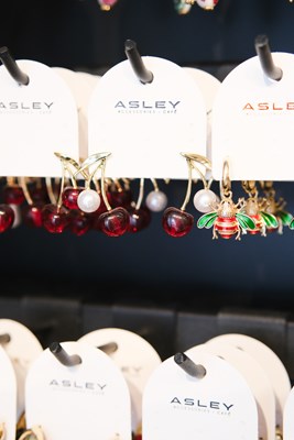 KİRAZ TASARIM GOLD SABİT KÜPE