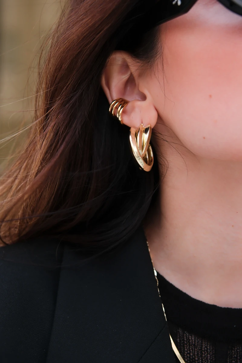 Keskin Kenarlı Üçlü Görünüm Halka Küpe