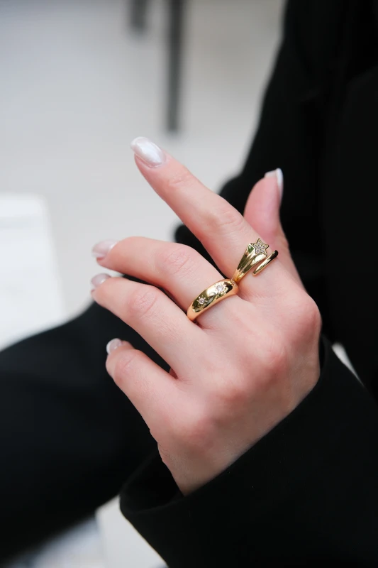 Yıldız Detaylı Tasarım Gold Yüzük