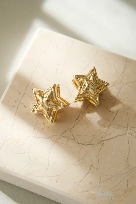 Üzeri Dokulu Çift Taraflı Yıldız Küpe