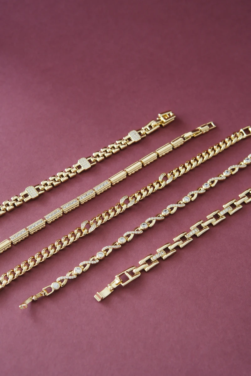 Araları Taşlı Kordon Tasarım Gold Su Yolu Bileklik