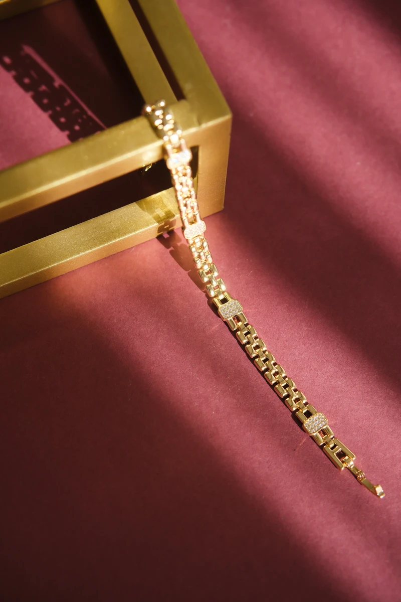 Araları Taşlı Plaka Detaylı Kordon Tasarım Gold Su Yolu Bileklik