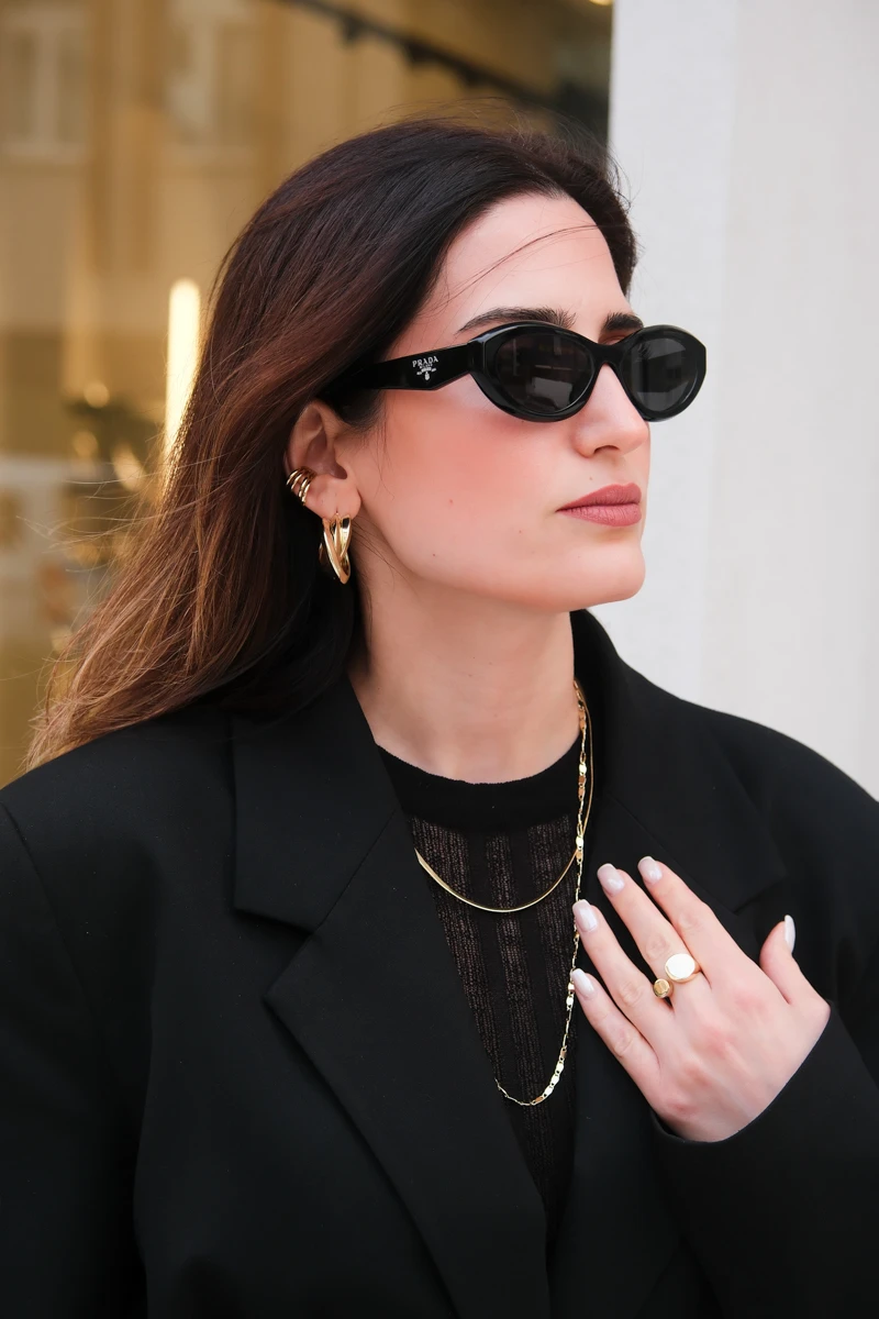 Keskin Kenarlı Üçlü Görünüm Halka Küpe