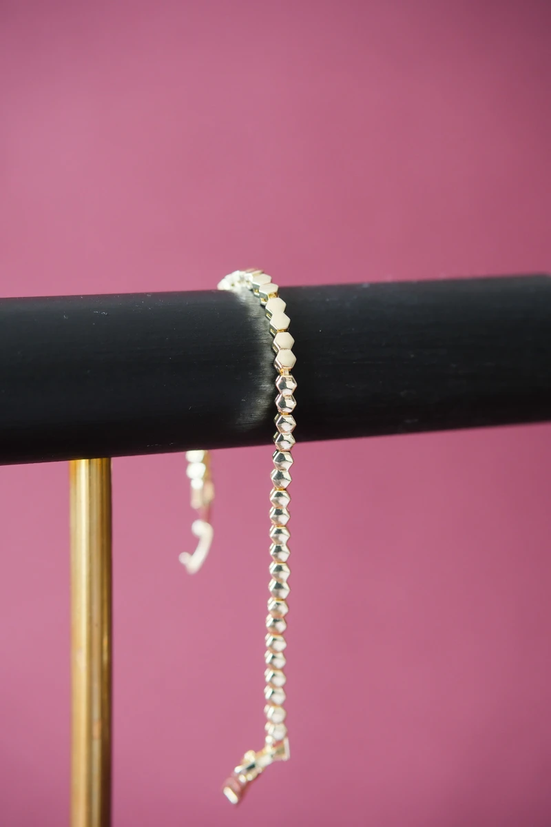 Metal Altıgen Montürlü Su Yolu Bileklik