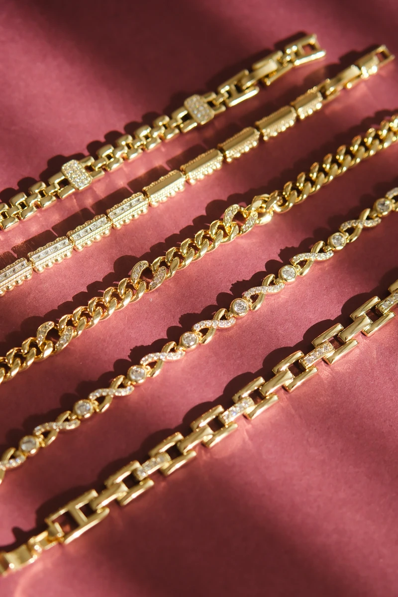 Taşlı Sonsuzluk Tasarım Gold Su Yolu Bileklik