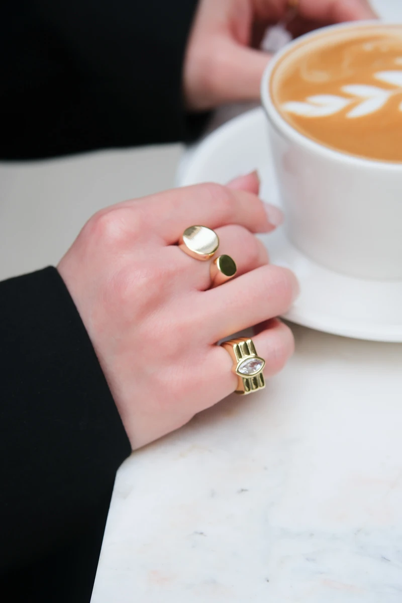 Markiz Taş Detaylı Gold Yüzük