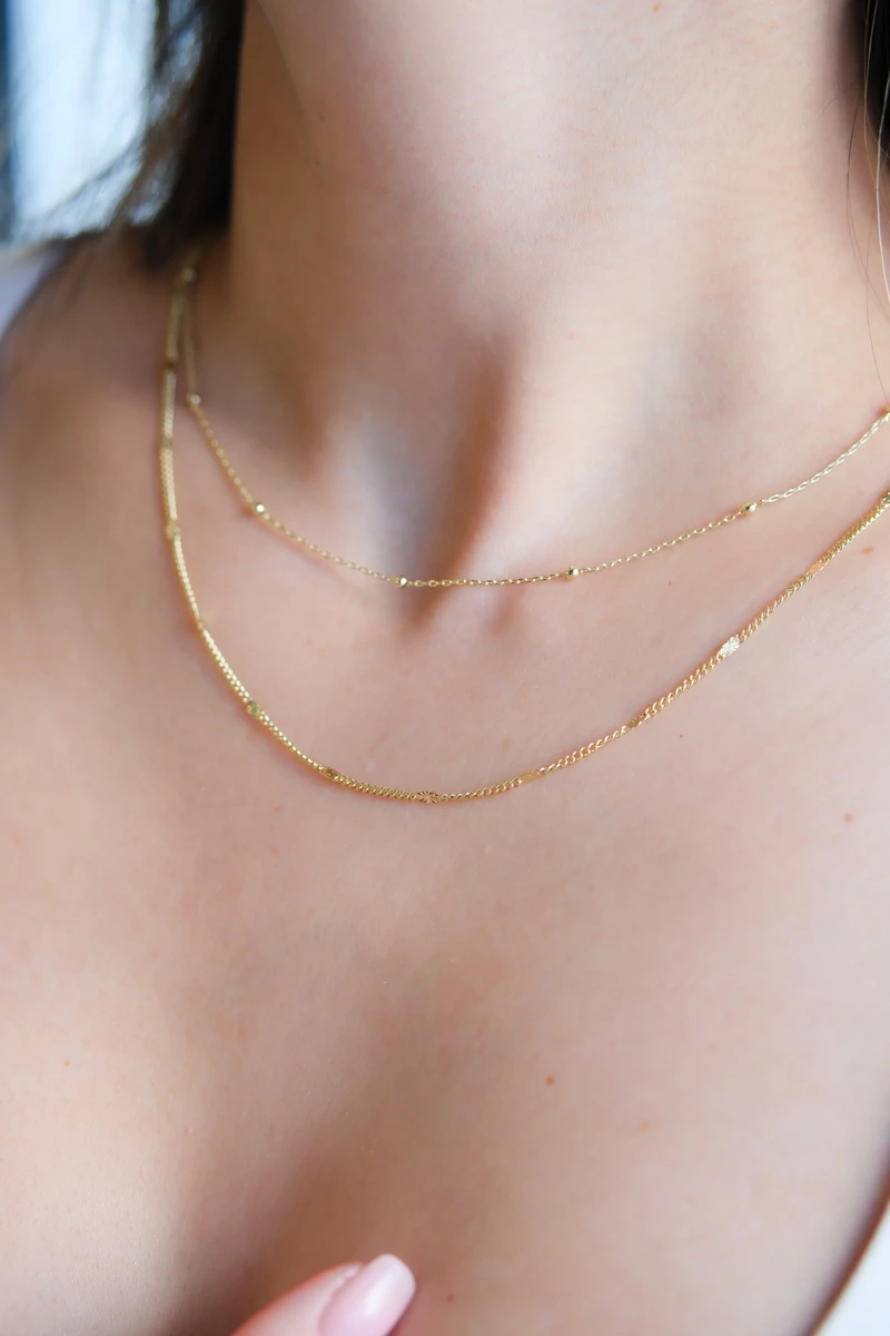 Araları Topçuk Detaylı Gold Zincir Kolye