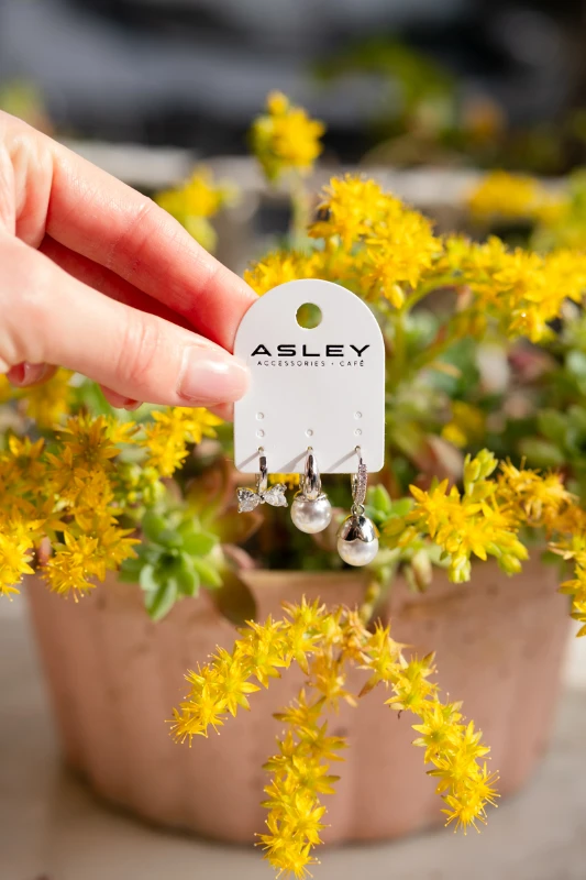 İnci ve Kalp Taş Detaylı Üçlü Gümüş Küpe Seti