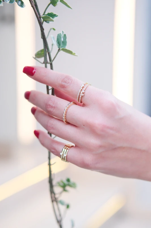 Kırık Baget Taş Detaylı İkili Görünüm Yüzük