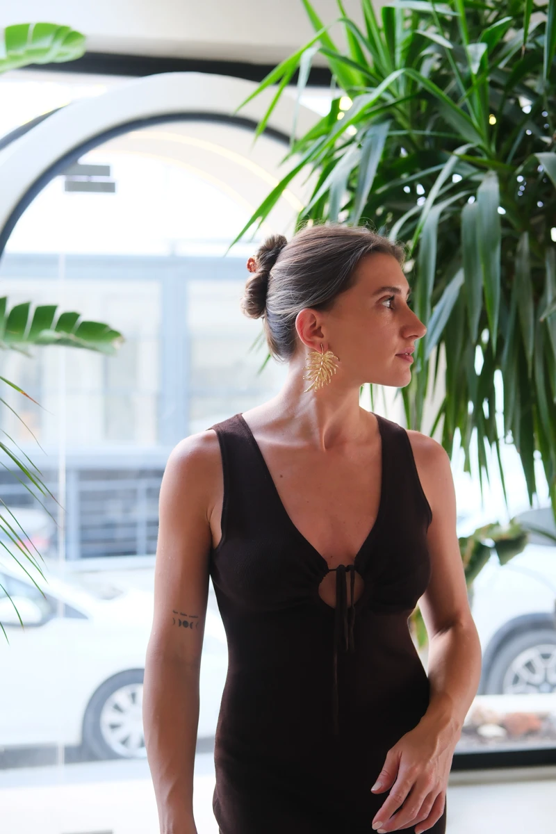 Metal Büyük Yaprak Küpe