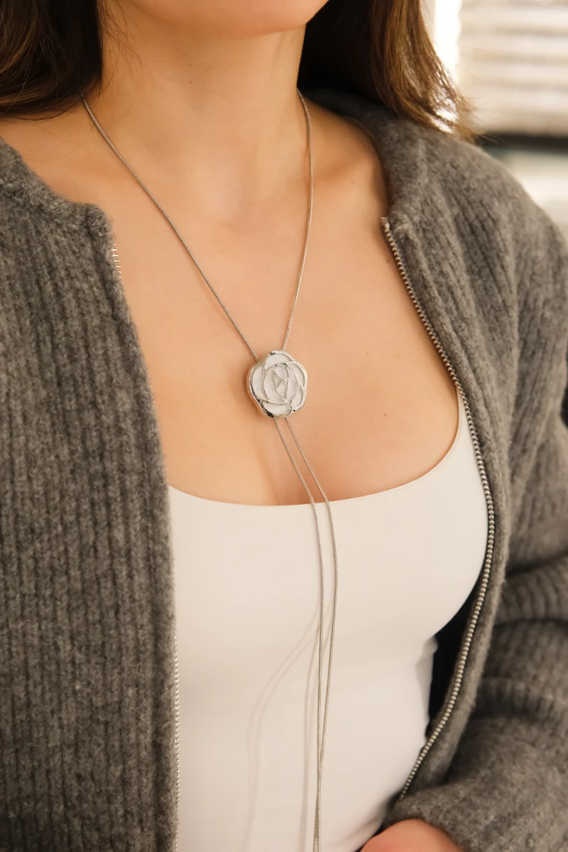 Sedefli Gül Detaylı Asansörlü Kolye