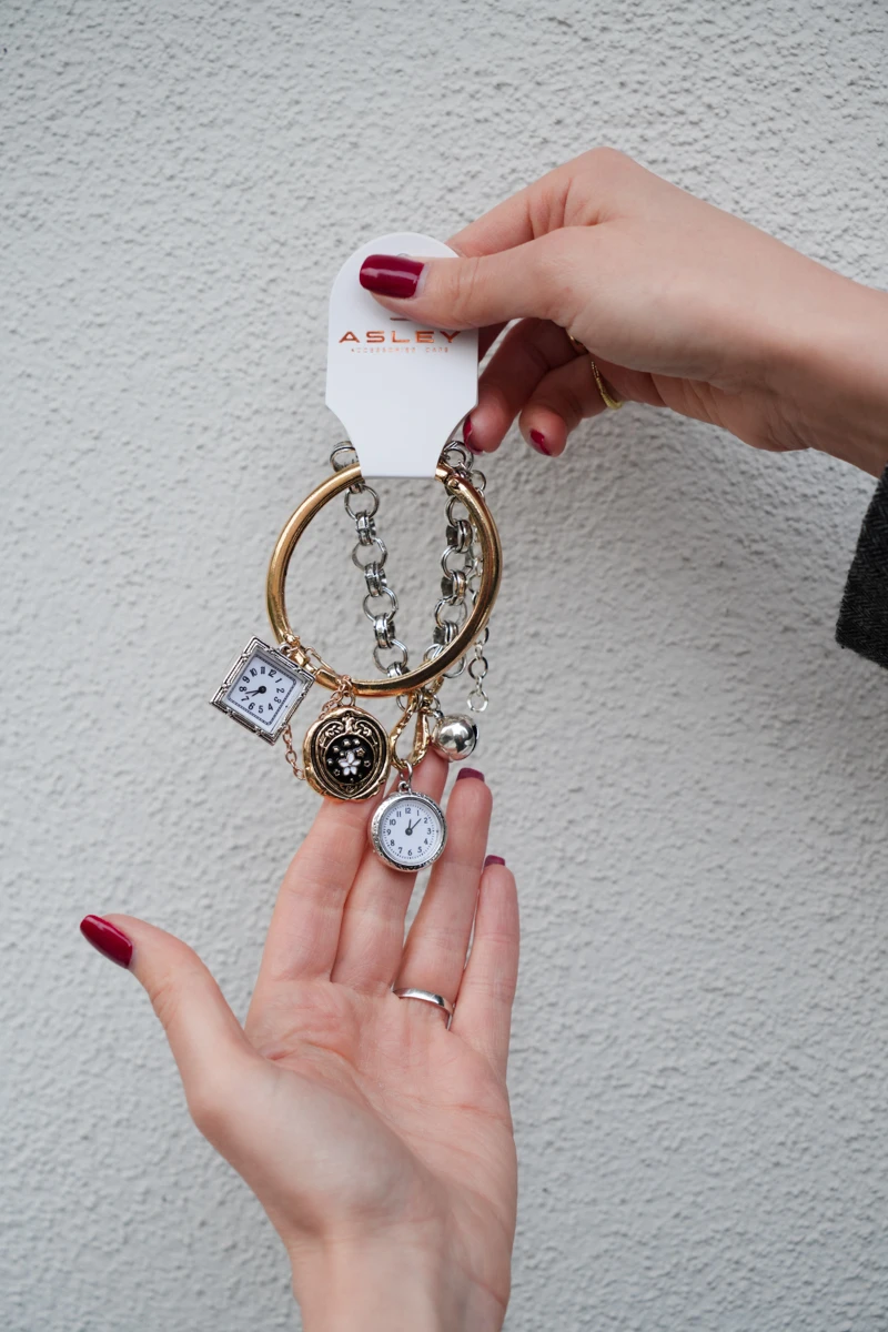 Saat Charmlı İkili Set Bileklik