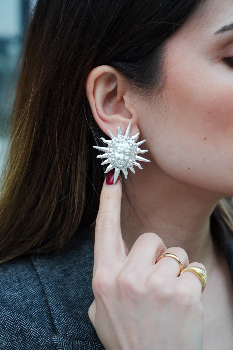 Yüz Figürlü Mat Güneş Küpe