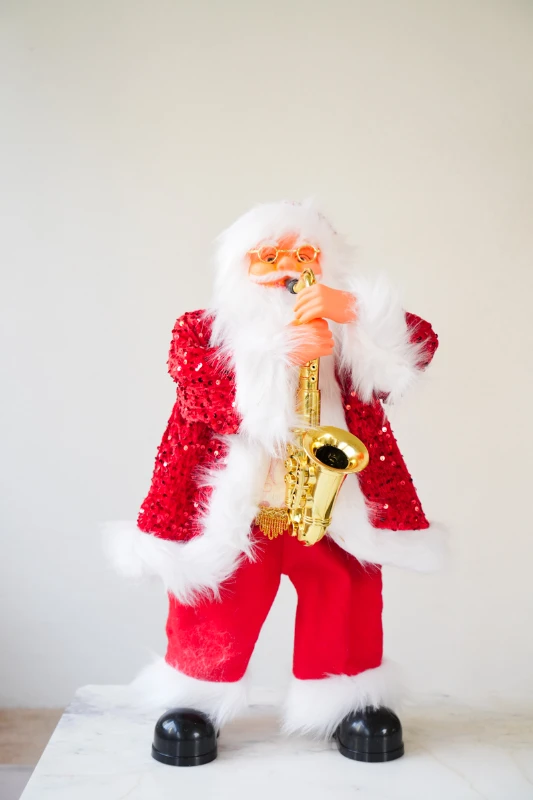 Saksafonlu Noel Baba