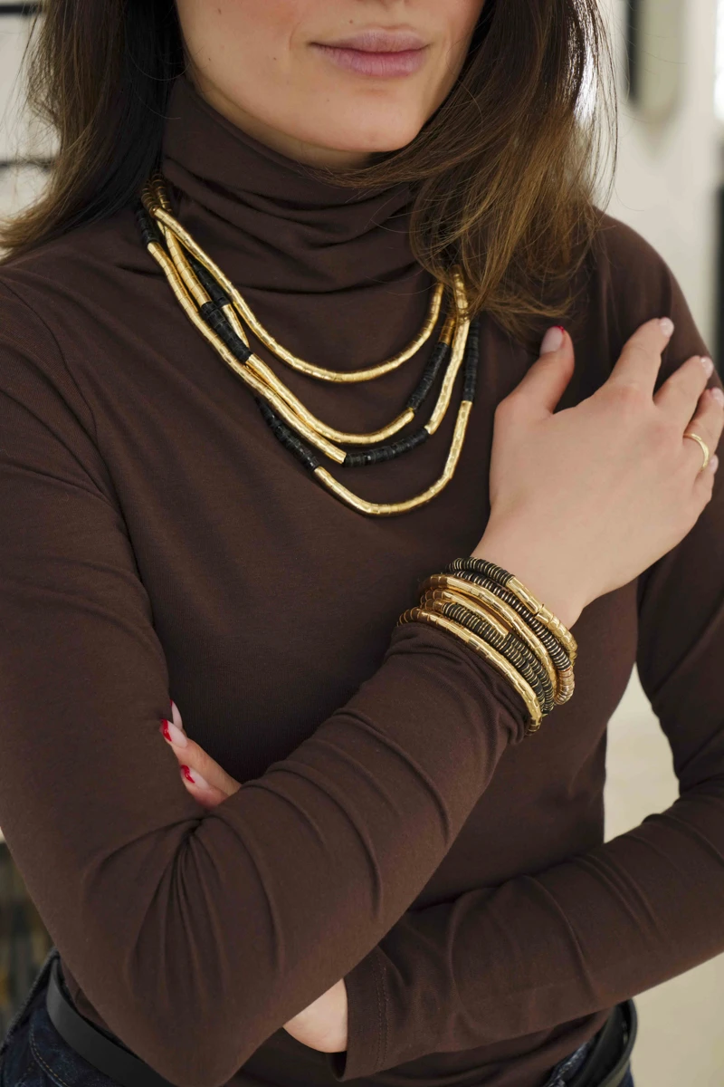 Gold Ve Siyah Boncuk Detaylı Çoklu Bileklik