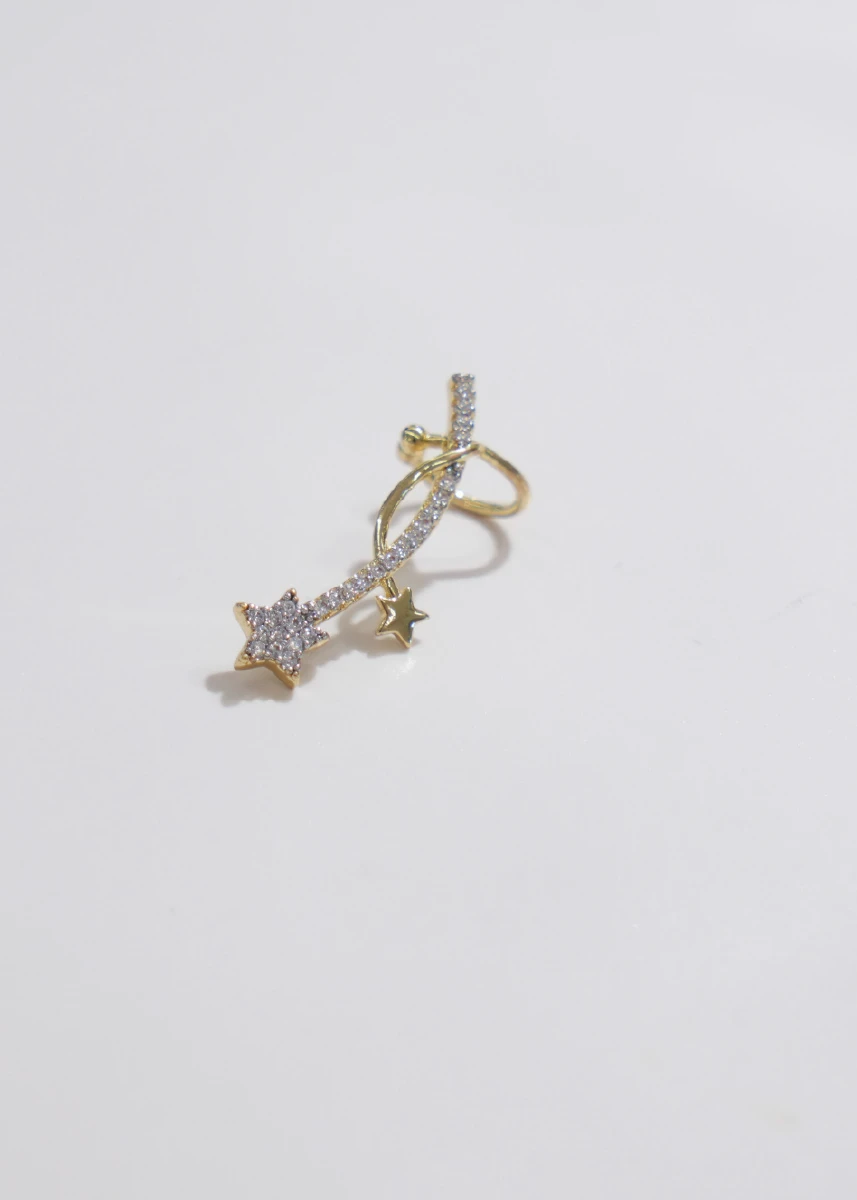 Yıldız Detaylı Tasarım Gold Kıkırdak Küpe