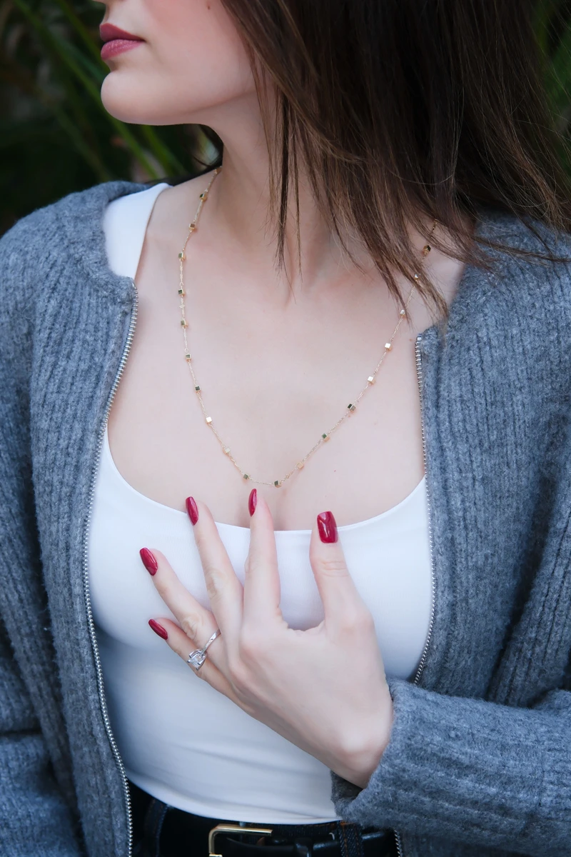 Minimal Küp Sıralı Uzun Gold Kolye