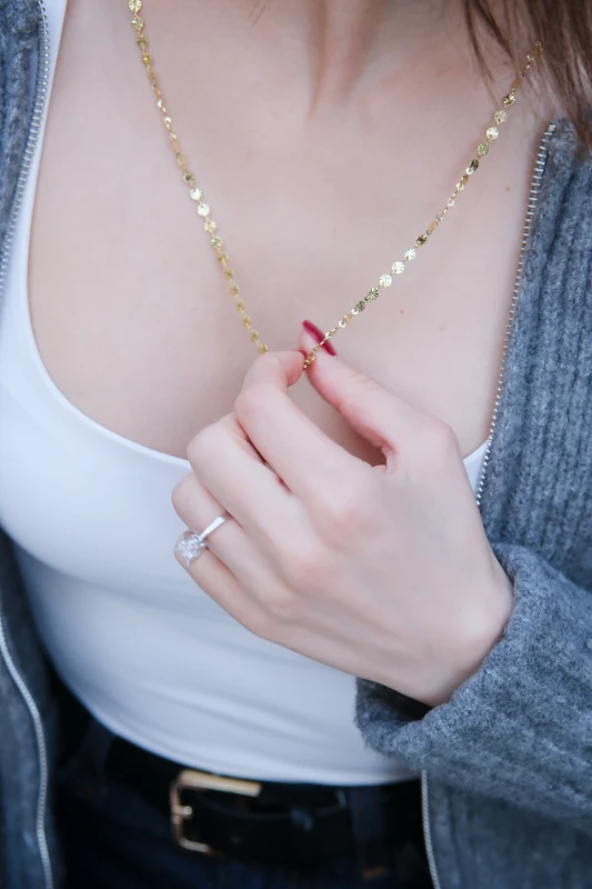 Metal Minimal Pul Sıralı Uzun Gold Kolye