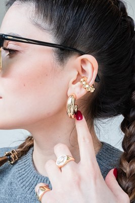 Metal Burgu Tasarım Büyük Kıkırdak Küpe