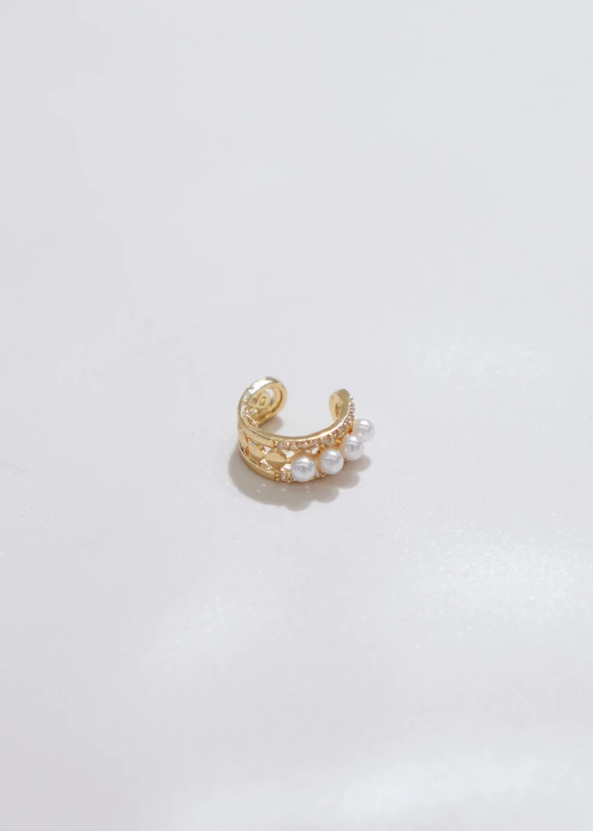 İnci Sıralı Minimal Gold Kıkırdak Küpe