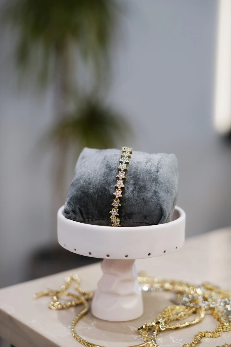 Taşlı Yıldız Sıralı Gold Bileklik