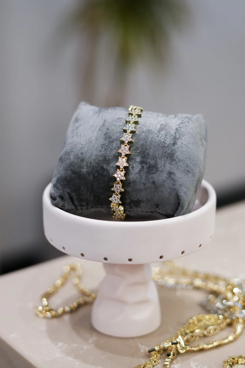 Taşlı Yıldız Sıralı Gold Bileklik