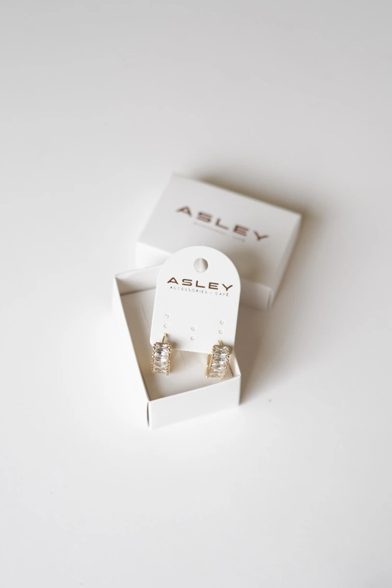 İnce Baget Taş Sıralı Halka Küpe