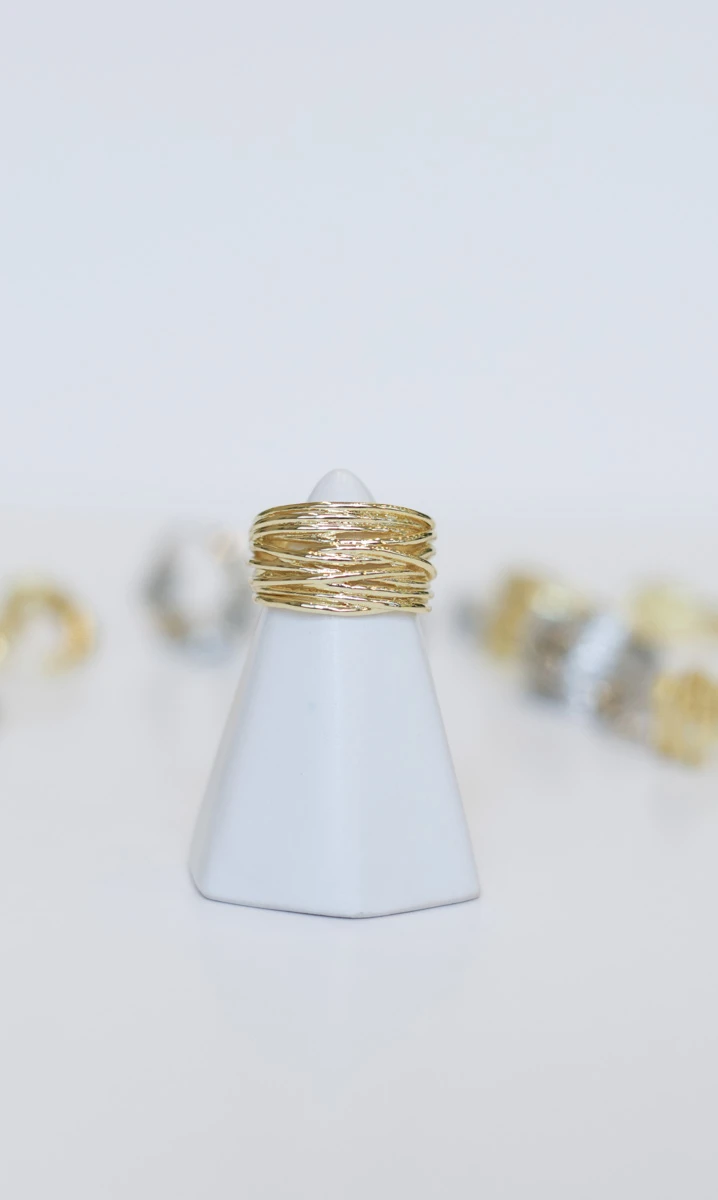 Tel Görünümlü Tasarım Ayarlanabilir Yüzük