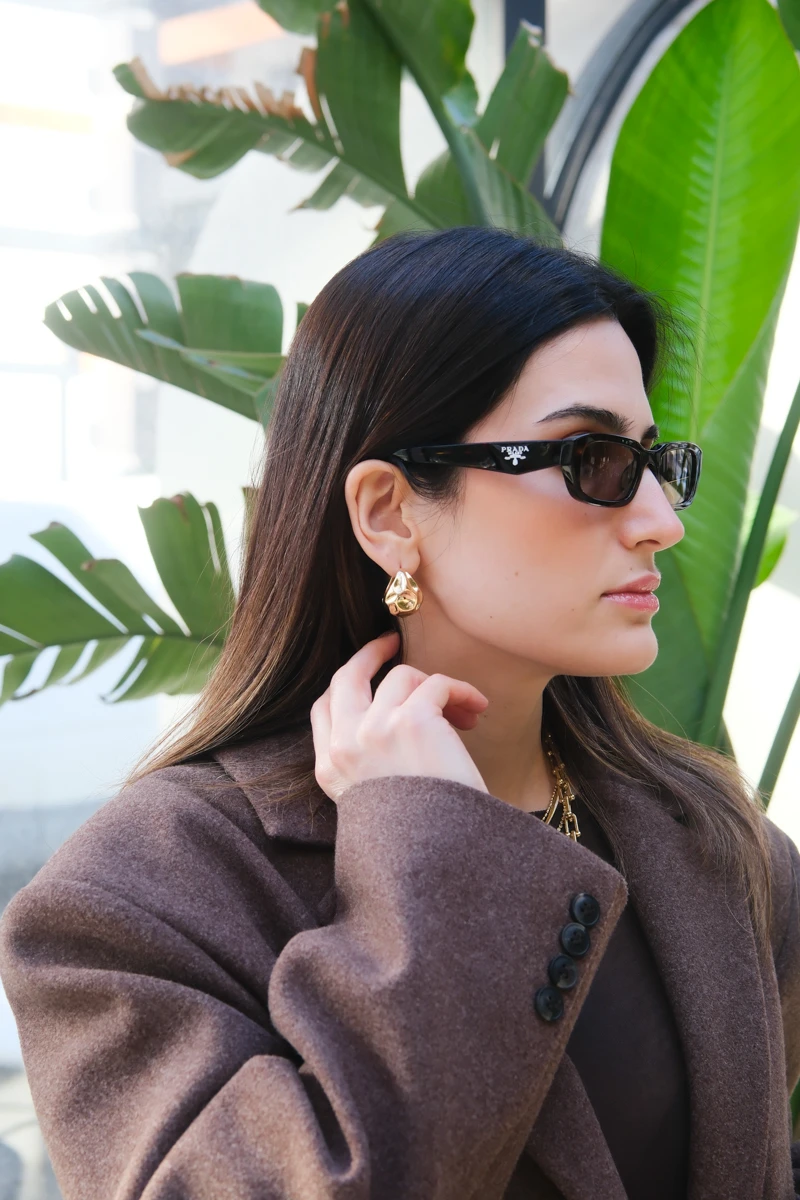 Üzeri Çukurlu Gold Top Küpe