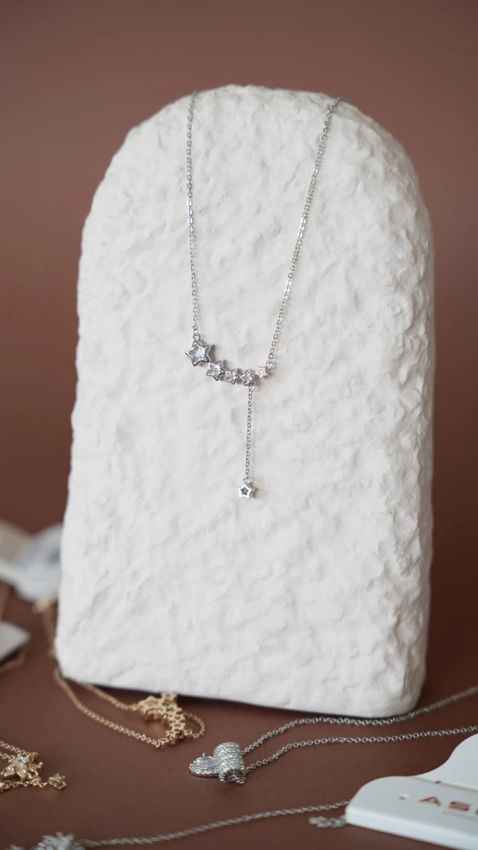 Yıldız Taş Sıralı İnce Kolye