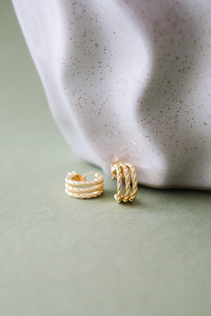 Üçlü Görünüm Burgu Tasarım Gold Halka Küpe