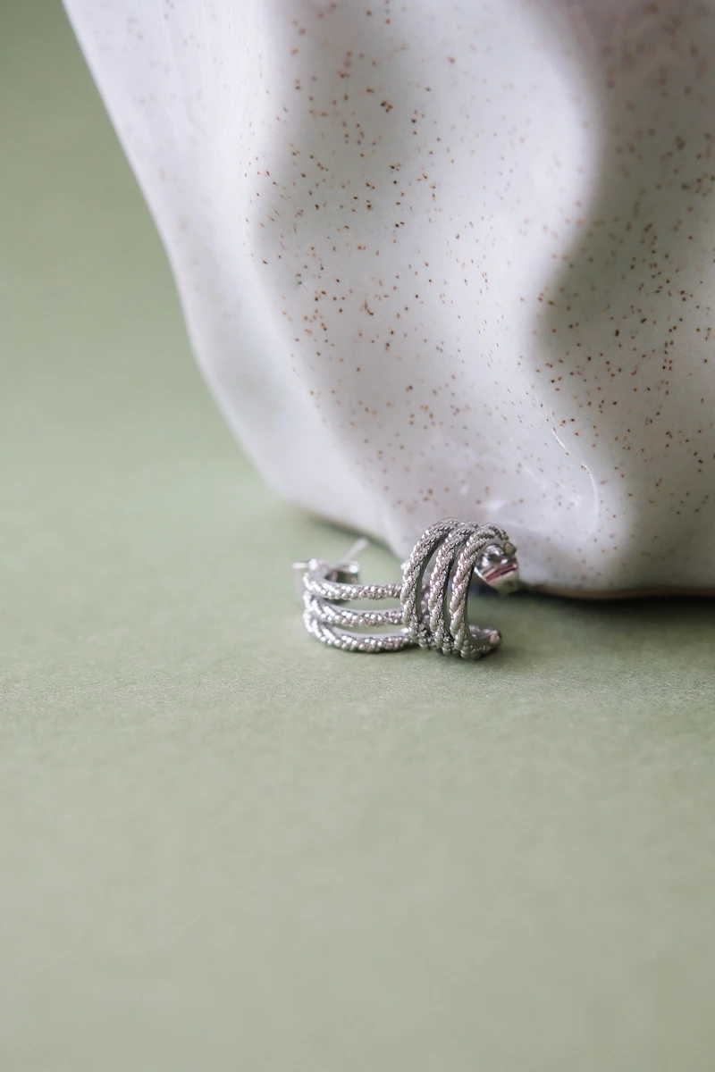 Üçlü Görünüm Burgu Tasarım Gümüş Halka Küpe