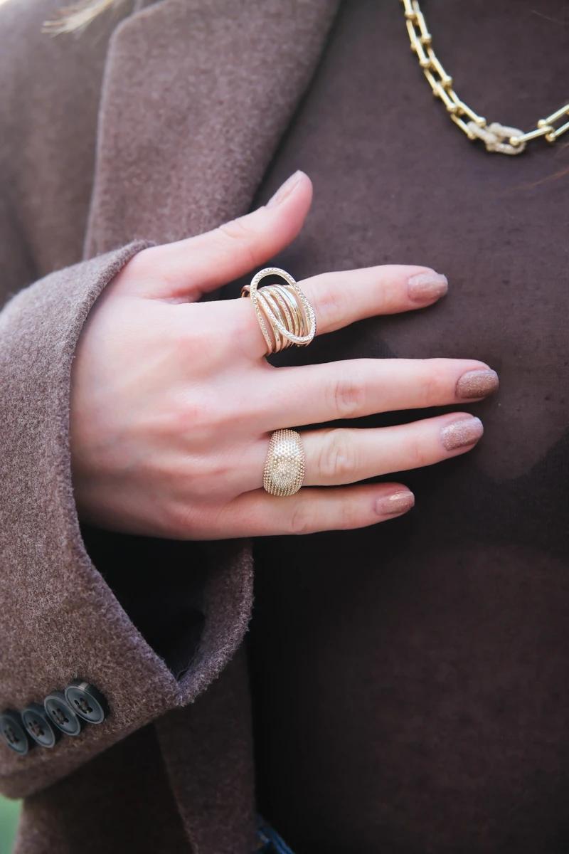 Diken Görünümlü Bombeli Tasarım Gold Yüzük 