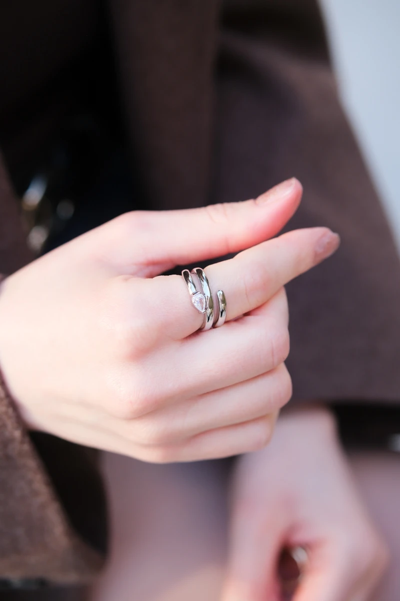 Markiz Taş Detaylı Sarmal Yılan Tasarım Gümüş Yüzük 