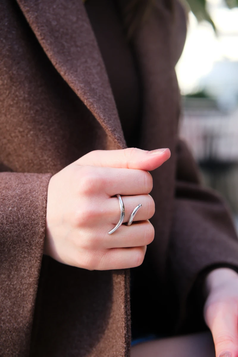 Metal Yılan Tasarım Uzun Gümüş Yüzük 